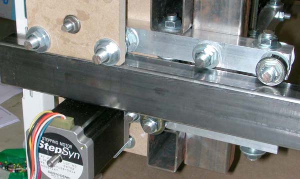 cnc-200506-chariot-pj0971