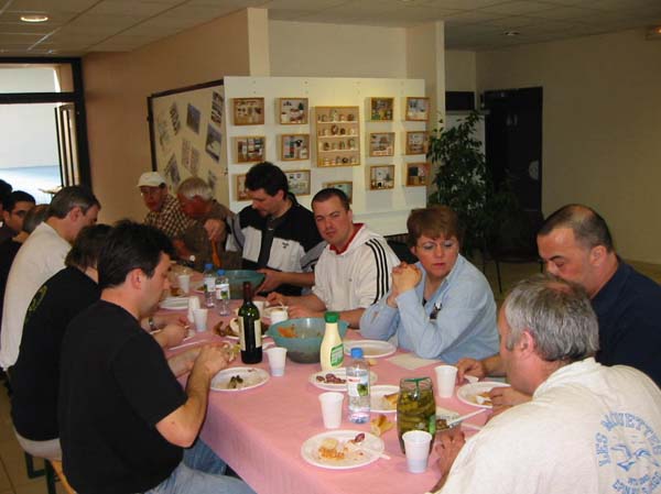 indoor-2003-bd-08